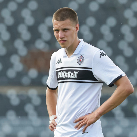 Ugrešić sleteo u Solun – čeka ga potpis sa PAOK-om VIDEO