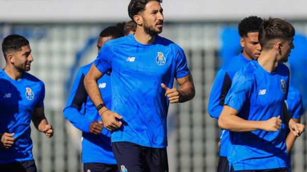 Grujić nije zaboravio AEK: "Čestitam bivšem klubu"