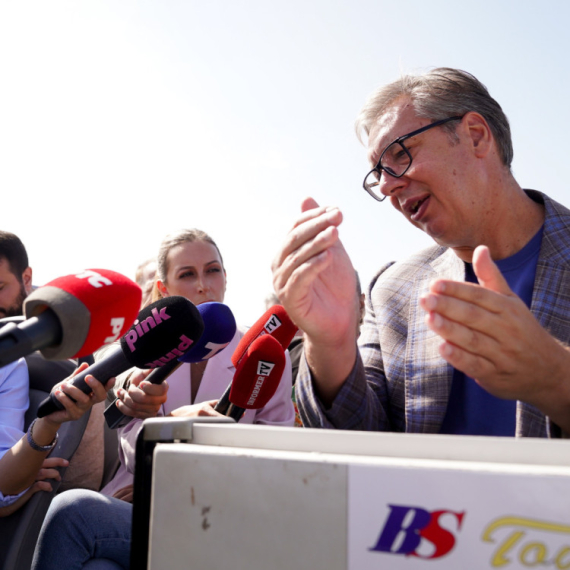 Vučić o Hrvatima: "Na granici sa Srbijom pevaju 'stići će vas naša ruka i u Srbiji'"