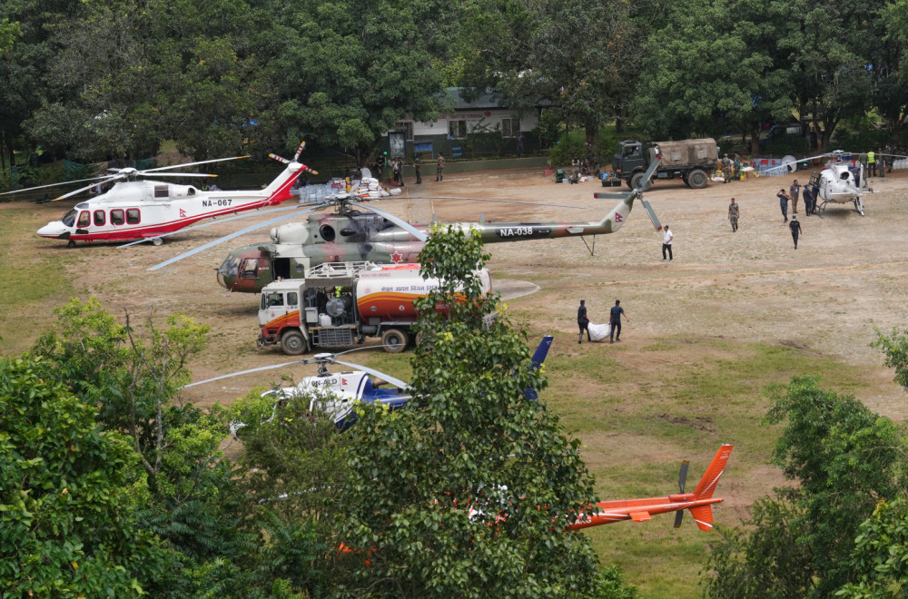 Velika akcija spasavanja u Nepalu; Zarobljeno skoro 1.000 radnika VIDEO