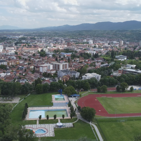 Važna vest za izbegla i raseljena lica u Čačku: Konačno mogu da otkupe stanove po izuzetnim uslovima