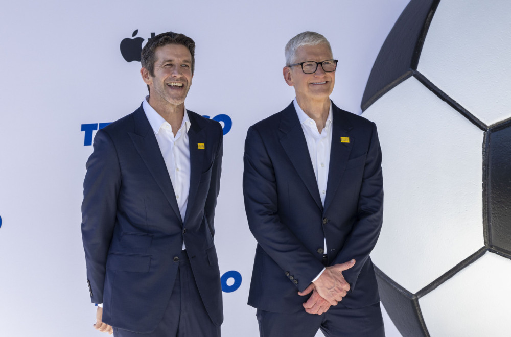 Tim Kuk napustio Apple: Stiže novi šef i prvi savitljivi iPhone