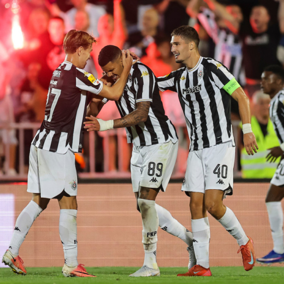 Partizan još jači pred "večiti" derbi