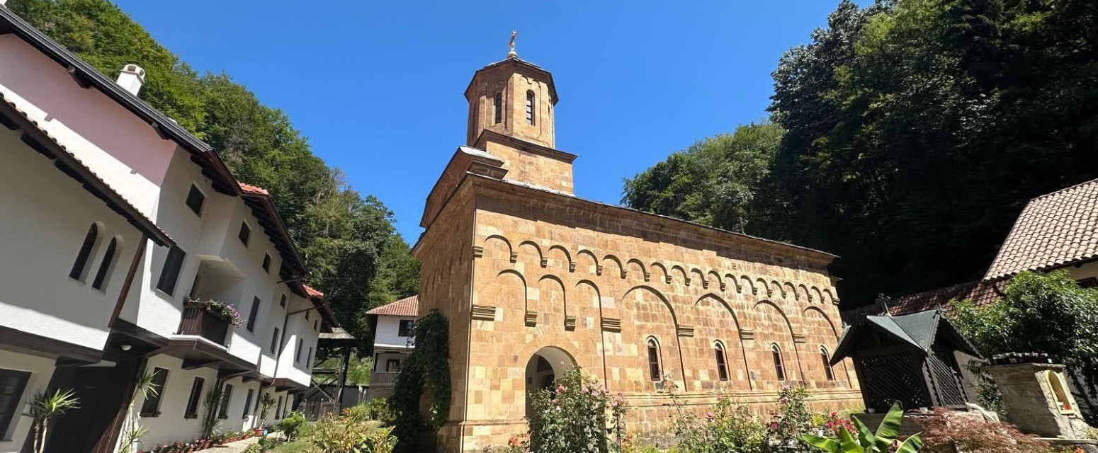 Velika svetinja na obroncima planine Rudnik: Manasitir koji šest vekova čuva brojne tragove prošlosti FOTO