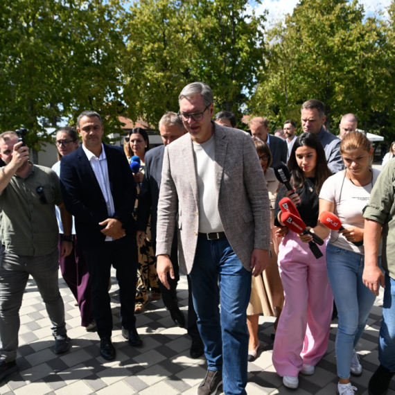 Vučić o prisluškivanju: "U ovoj zemlji jedino sam ja nezakonito prisluškivan"