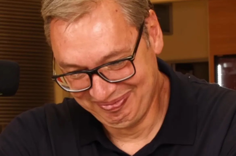 Vučić pokreće podkast, u petak u 12.00h prva emisija; Muta Nikolić: "Andrej je bio bolji igrač od tebe" VIDEO