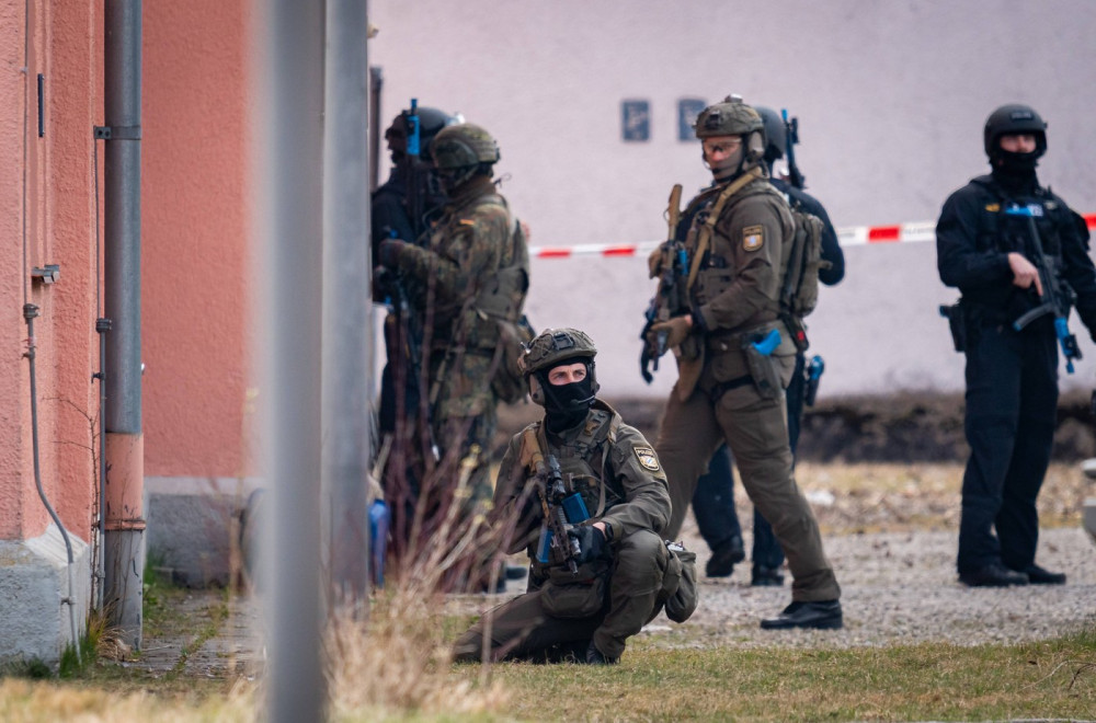 Chaos in Germany; Special forces deployed; Entire area blocked off
