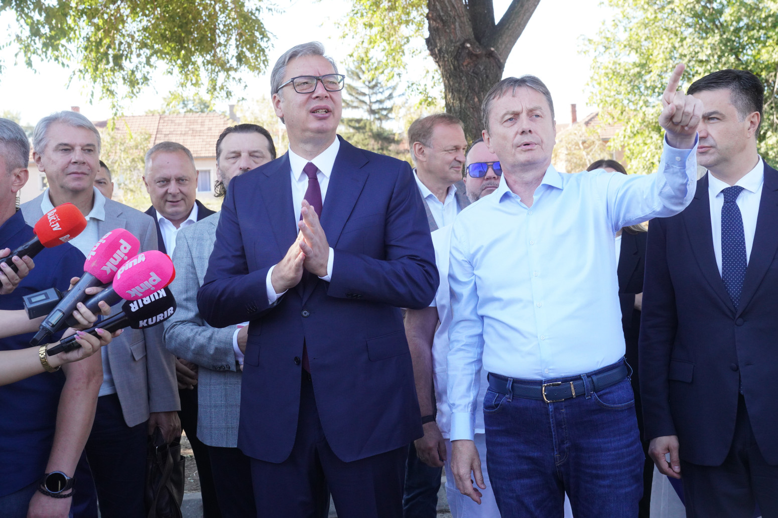 Vučić obišao radove na izgradnji porodilišta u Nišu: Biće završeno za dve i po godine FOTO/VIDEO
