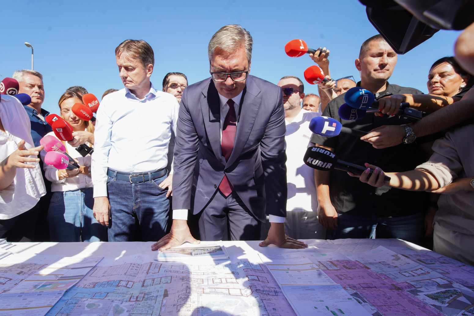 Vučić obišao radove na izgradnji porodilišta u Nišu: Biće završeno za dve i po godine FOTO/VIDEO