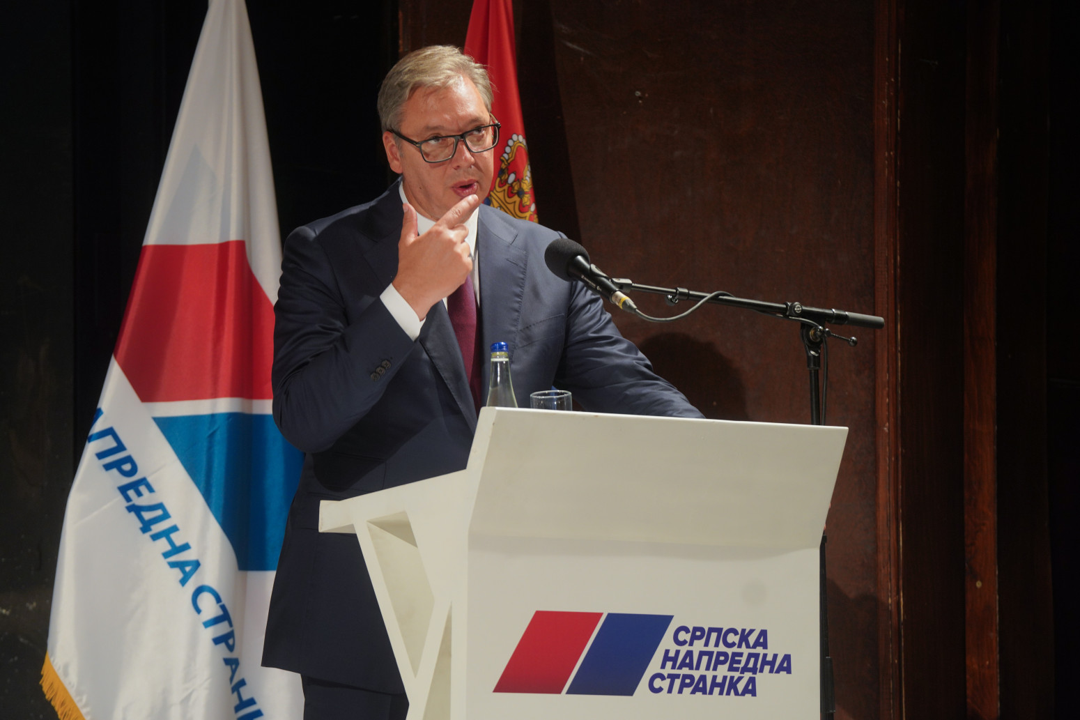 Vučić: Ogromna čast što sam dobio vaše poverenje; Nema stranke koja odgovornije štiti interese Srbije