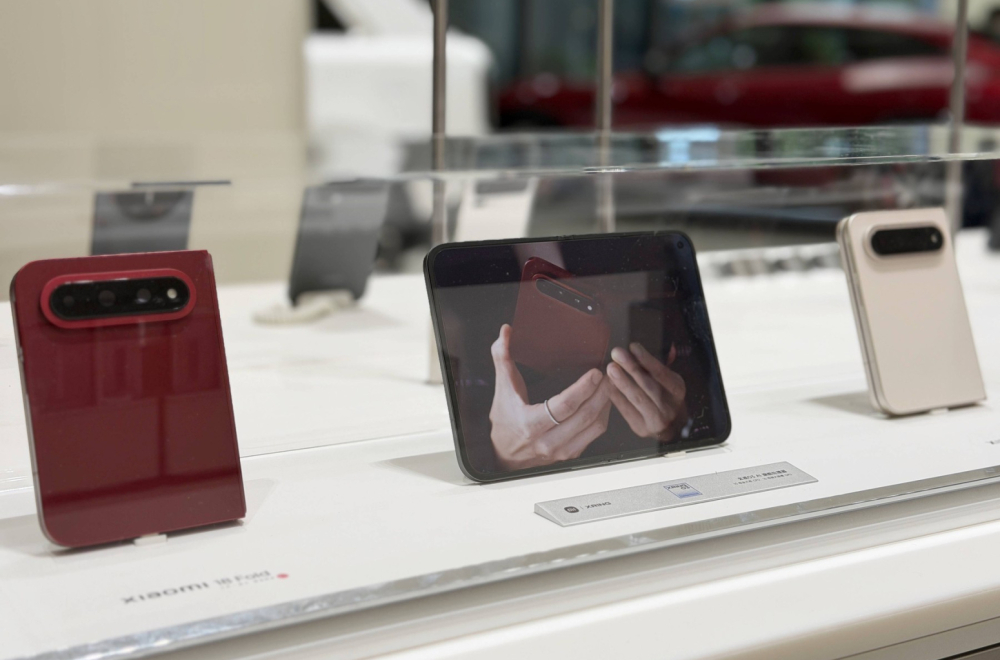 Stigao je: Xiaomi pretekao Apple i predstavio moćni preklopni telefon FOTO/VIDEO
