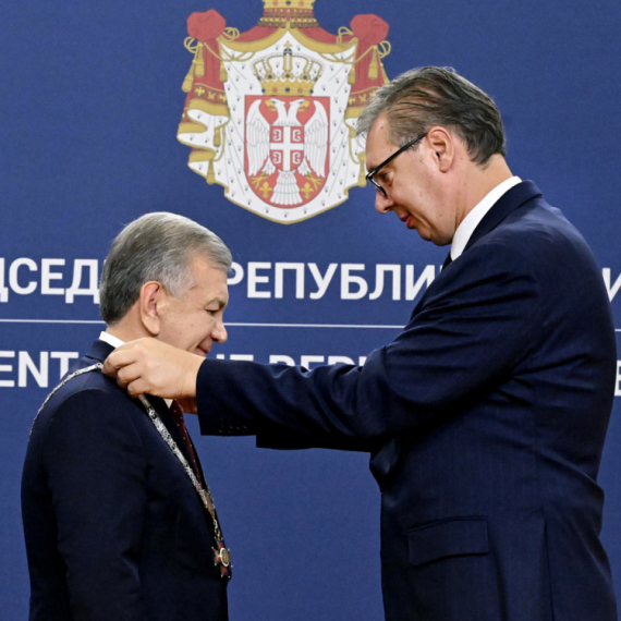 Vučić odlikovao ordenom Mirzijojeva: "Dve zemlje udaljene hiljadama kilometara pišu novu stranicu istorije"