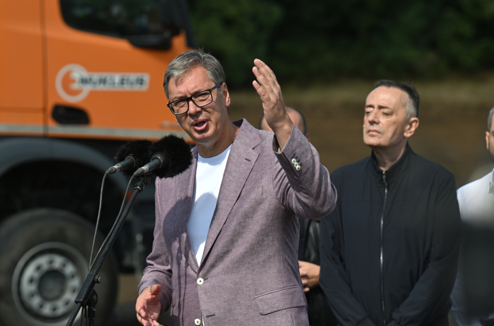 Vučić: "Do kraja godine otvorićemo još 60 kilometara auto-puteva i brzih saobraćajnica"