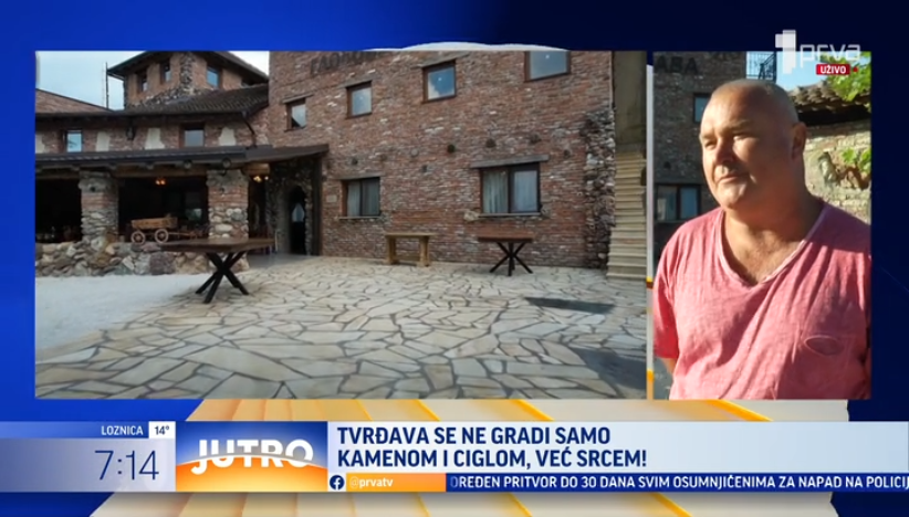 Otac sa sinovima 10 godina gradio Glođovu tvrđavu