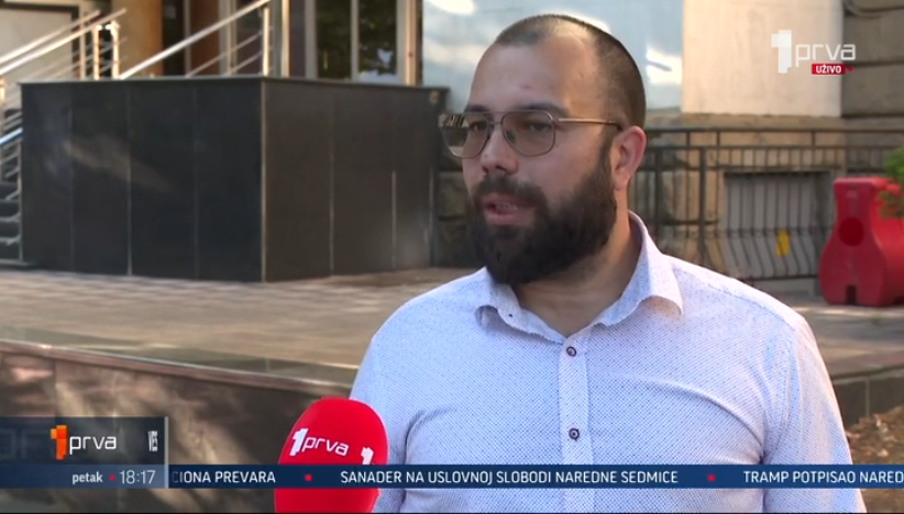 Oradović: Cilj blokadera je smena vlasti