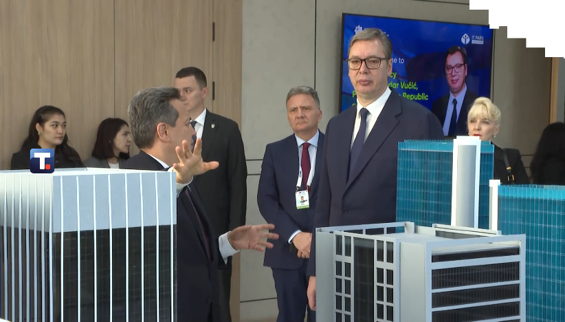 Vučić posetio IT park u Taškentu
