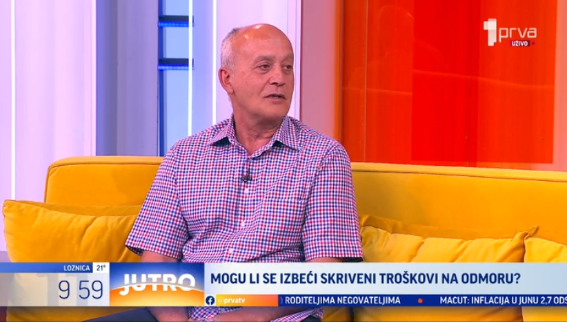 Turistima dodatno naplaćuju i led u piću
